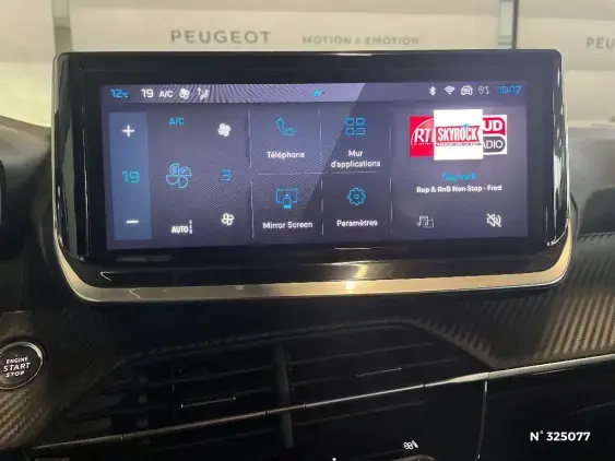 PEUGEOT 208 II - voiture d'occasion - Photo 13