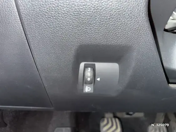 DACIA DUSTER II - voiture d'occasion - Photo 26