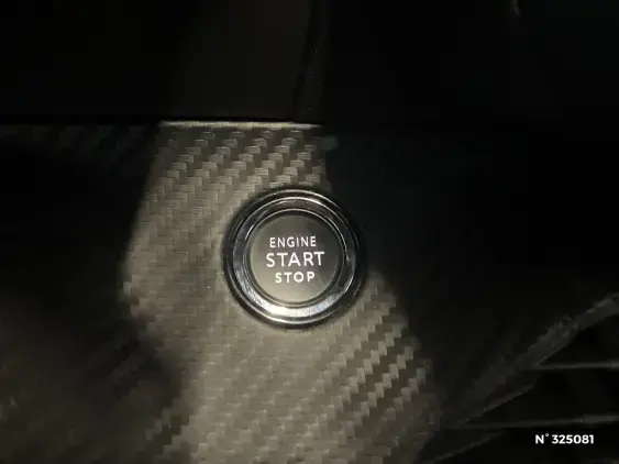 PEUGEOT 2008 II - voiture d'occasion - Photo 26