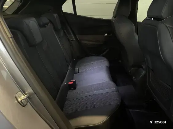 PEUGEOT 2008 II - voiture d'occasion - Photo 11