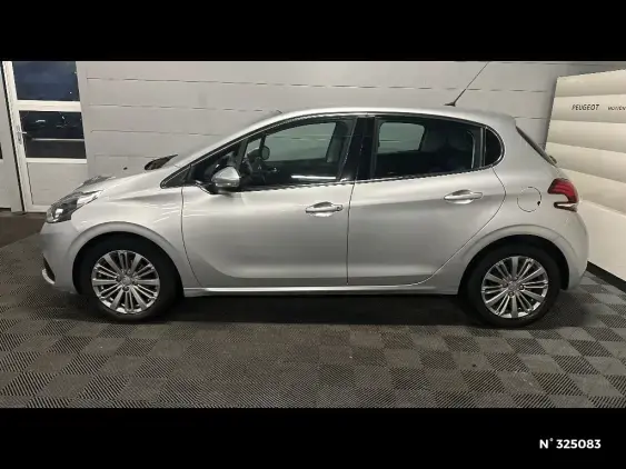 PEUGEOT 208 - voiture d'occasion - Photo 2