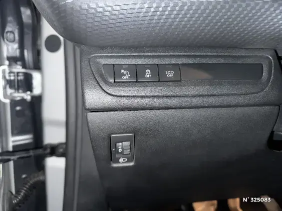 PEUGEOT 208 - voiture d'occasion - Photo 15