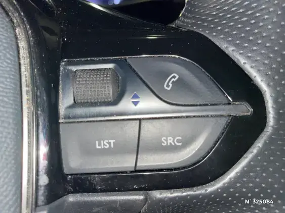 PEUGEOT 2008 II - voiture d'occasion - Photo 26