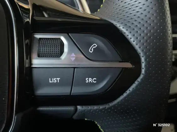 PEUGEOT 2008 II - voiture d'occasion - Photo 26