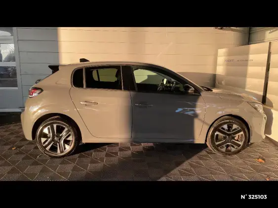 PEUGEOT 208 II - voiture d'occasion - Photo 5