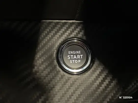 PEUGEOT 2008 II - voiture d'occasion - Photo 27