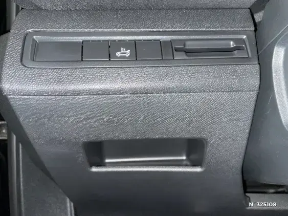 PEUGEOT 3008 II - voiture d'occasion - Photo 15