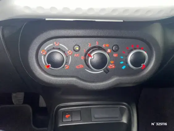 RENAULT TWINGO III - voiture d'occasion - Photo 26