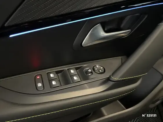 PEUGEOT 208 II - voiture d'occasion - Photo 15