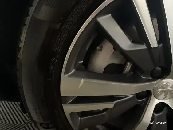 PEUGEOT 3008 II - voiture d'occasion - Photo 26