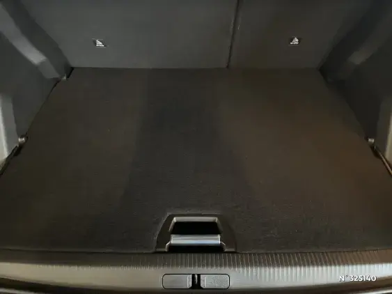 PEUGEOT 2008 II - voiture d'occasion - Photo 7