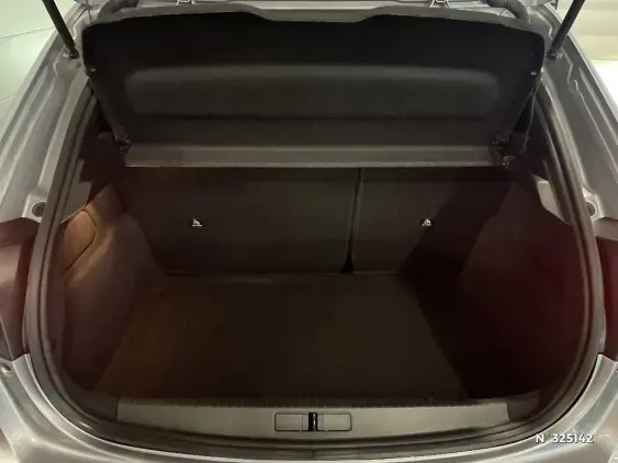 PEUGEOT 208 II - voiture d'occasion - Photo 7