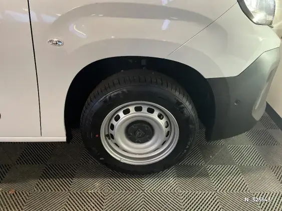 PEUGEOT PARTNER FGN III - voiture d'occasion - Photo 8