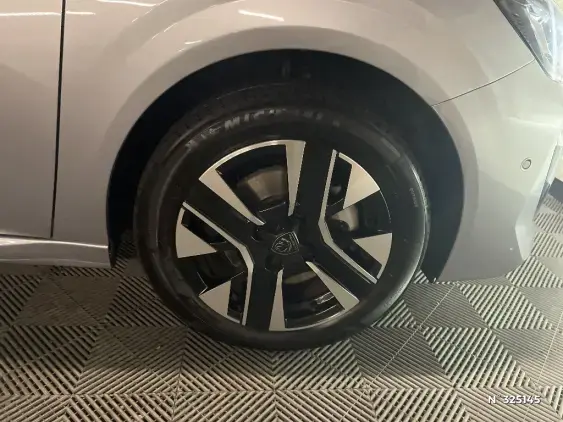 PEUGEOT 208 II - voiture d'occasion - Photo 8