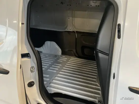 CITROEN BERLINGO III - voiture d'occasion - Photo 11