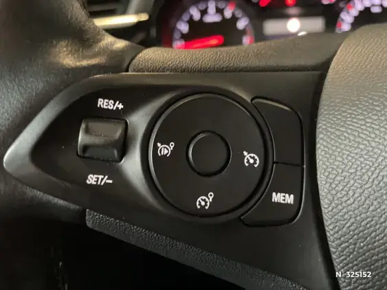 OPEL CORSA F - voiture d'occasion - Photo 25