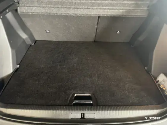 PEUGEOT 2008 II - voiture d'occasion - Photo 7