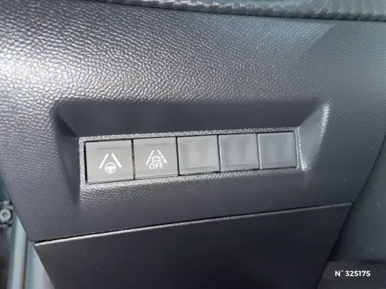 PEUGEOT 208 ELECTRIQUE II - voiture d'occasion - Photo 15