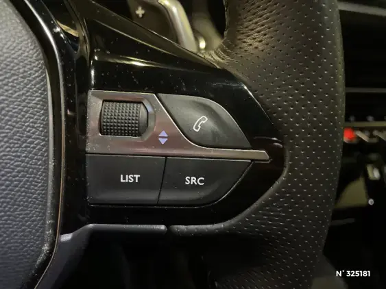 PEUGEOT 2008 II - voiture d'occasion - Photo 26