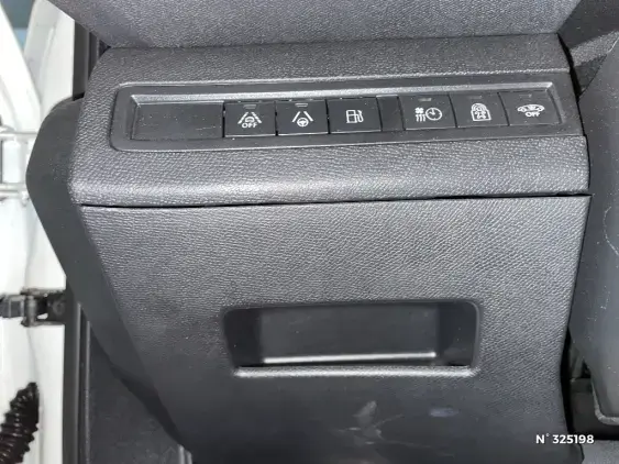 PEUGEOT 3008 II - voiture d'occasion - Photo 14