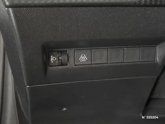 PEUGEOT 208 ELECTRIQUE II - voiture d'occasion - Photo 14