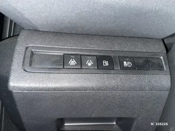 PEUGEOT 3008 II - voiture d'occasion - Photo 15