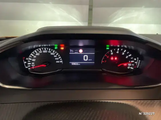 PEUGEOT 2008 II - voiture d'occasion - Photo 12