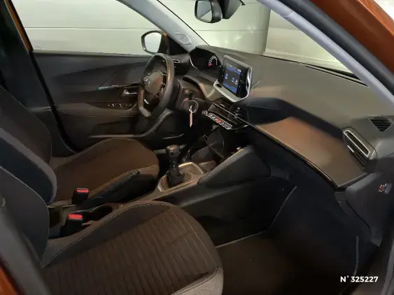 PEUGEOT 2008 II - voiture d'occasion - Photo 10