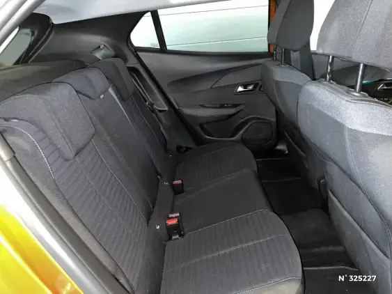 PEUGEOT 2008 II - voiture d'occasion - Photo 11