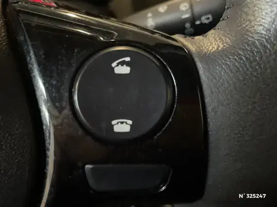 PEUGEOT 108 - voiture d'occasion - Photo 27