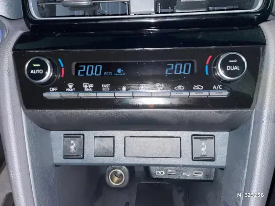 TOYOTA YARIS CROSS I - voiture d'occasion - Photo 25