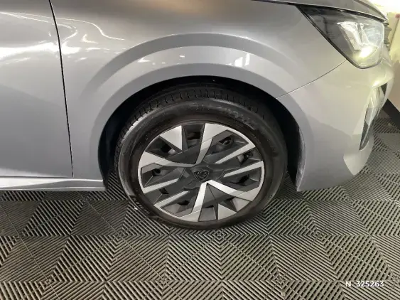 PEUGEOT 208 II - voiture d'occasion - Photo 8