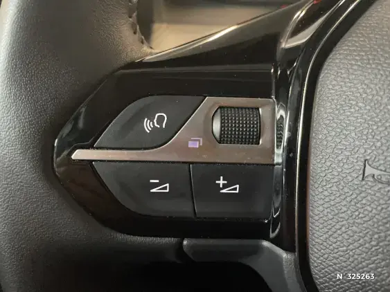 PEUGEOT 208 II - voiture d'occasion - Photo 26