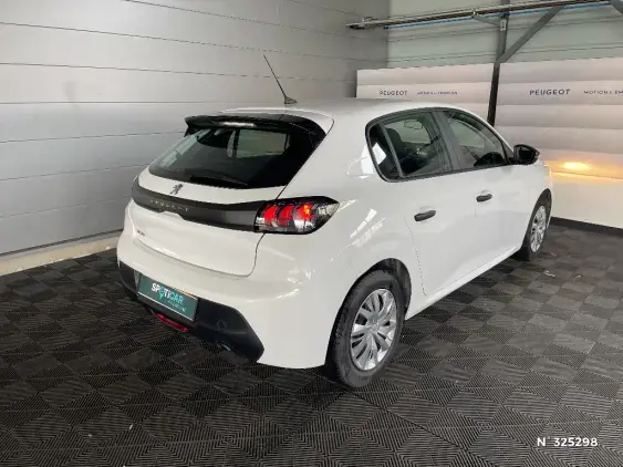 PEUGEOT 208 II - voiture d'occasion - Photo 4