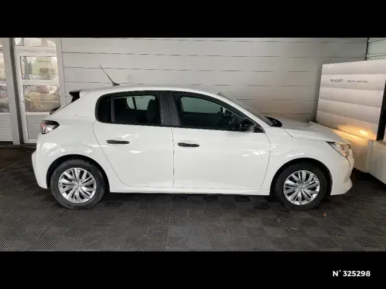 PEUGEOT 208 II - voiture d'occasion - Photo 5