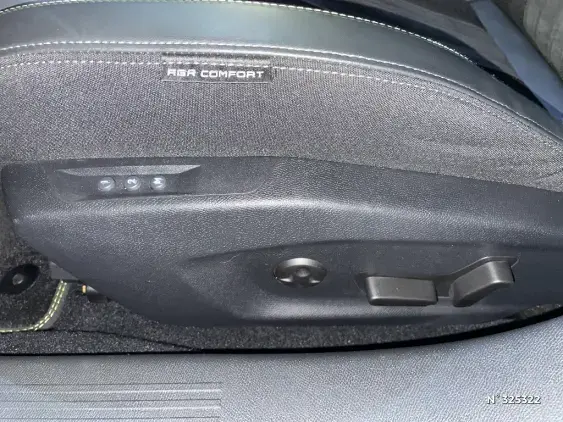 PEUGEOT 308 III - voiture d'occasion - Photo 26