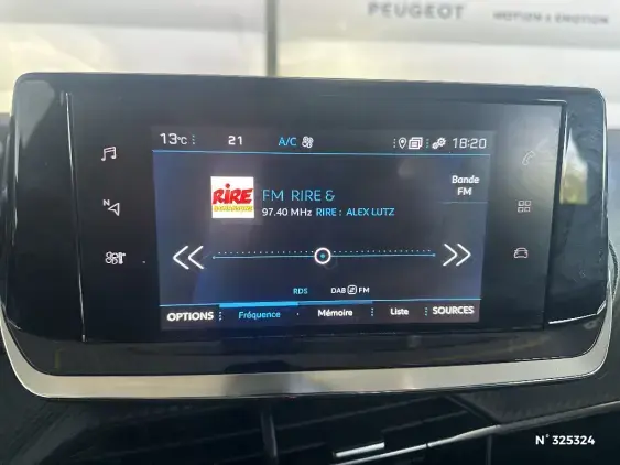 PEUGEOT 2008 II - voiture d'occasion - Photo 13