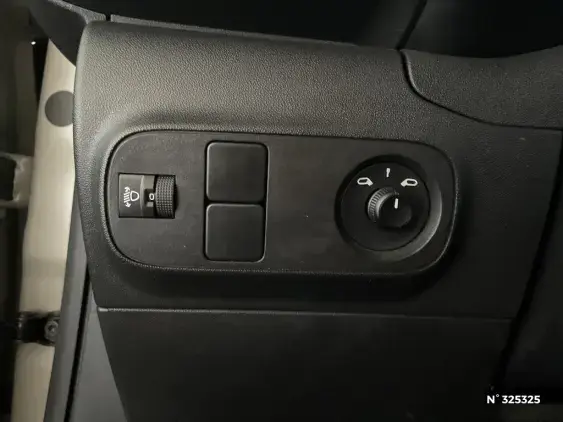 CITROEN C3 III - voiture d'occasion - Photo 14