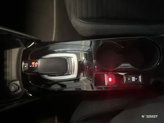 PEUGEOT 2008 ELECTRIQUE II - voiture d'occasion - Photo 26