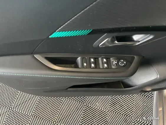 PEUGEOT 208 BUSINESS R II - voiture d'occasion - Photo 26