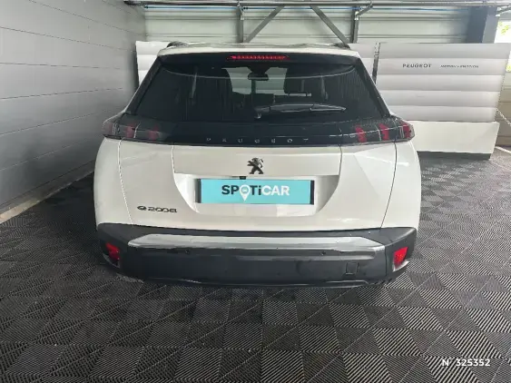 PEUGEOT 2008 ELECTRIQUE II - voiture d'occasion - Photo 6