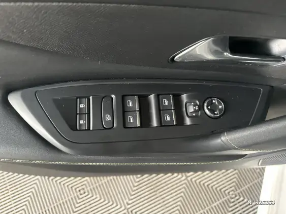 PEUGEOT 308 III - voiture d'occasion - Photo 27