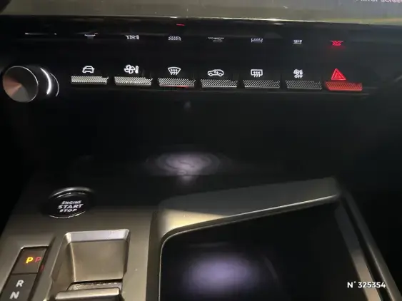 PEUGEOT 308 III - voiture d'occasion - Photo 27