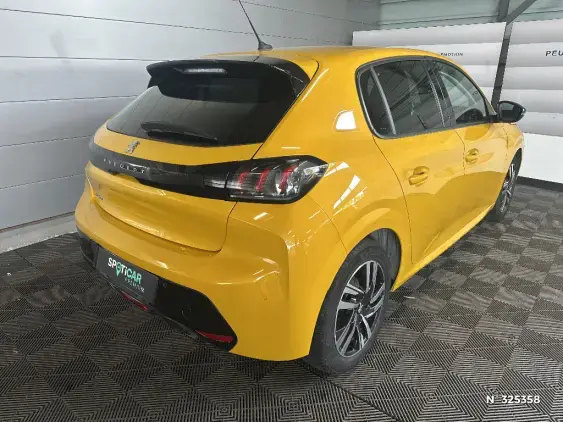 PEUGEOT 208 II - voiture d'occasion - Photo 4