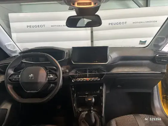 PEUGEOT 208 II - voiture d'occasion - Photo 9
