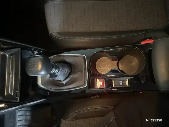 PEUGEOT 208 II - voiture d'occasion - Photo 29