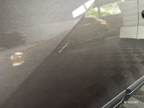 PEUGEOT 2008 II - voiture d'occasion - Photo 25