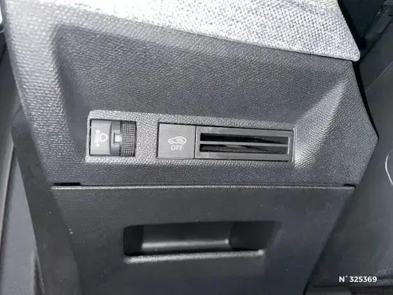 PEUGEOT 3008 III - voiture d'occasion - Photo 15