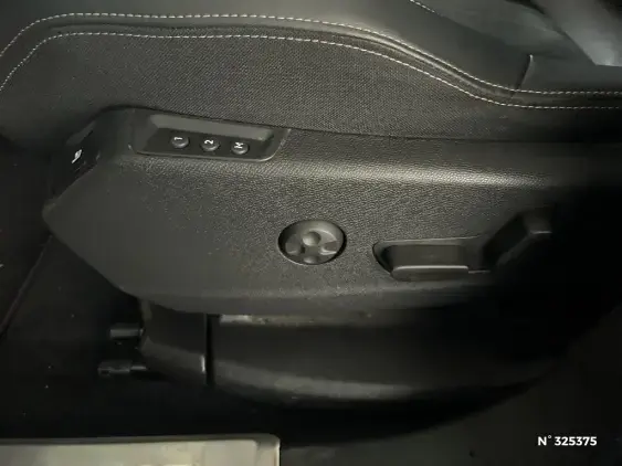 PEUGEOT 3008 II - voiture d'occasion - Photo 33