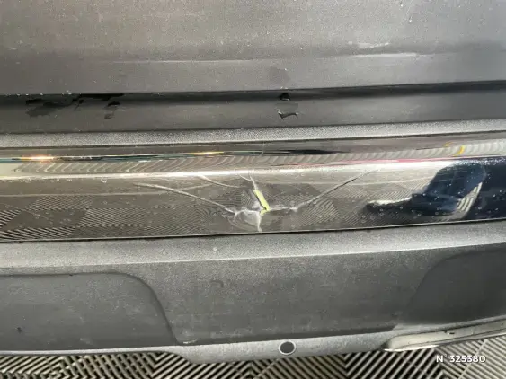 PEUGEOT 3008 II - voiture d'occasion - Photo 24